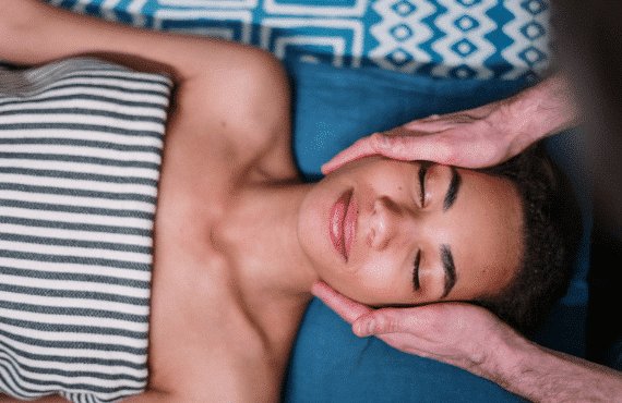 Facial Massage for Skin Tightening - Technique & Advantages